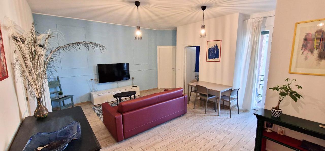 Central City Rooms M09 Apartment Bologna Esterno foto