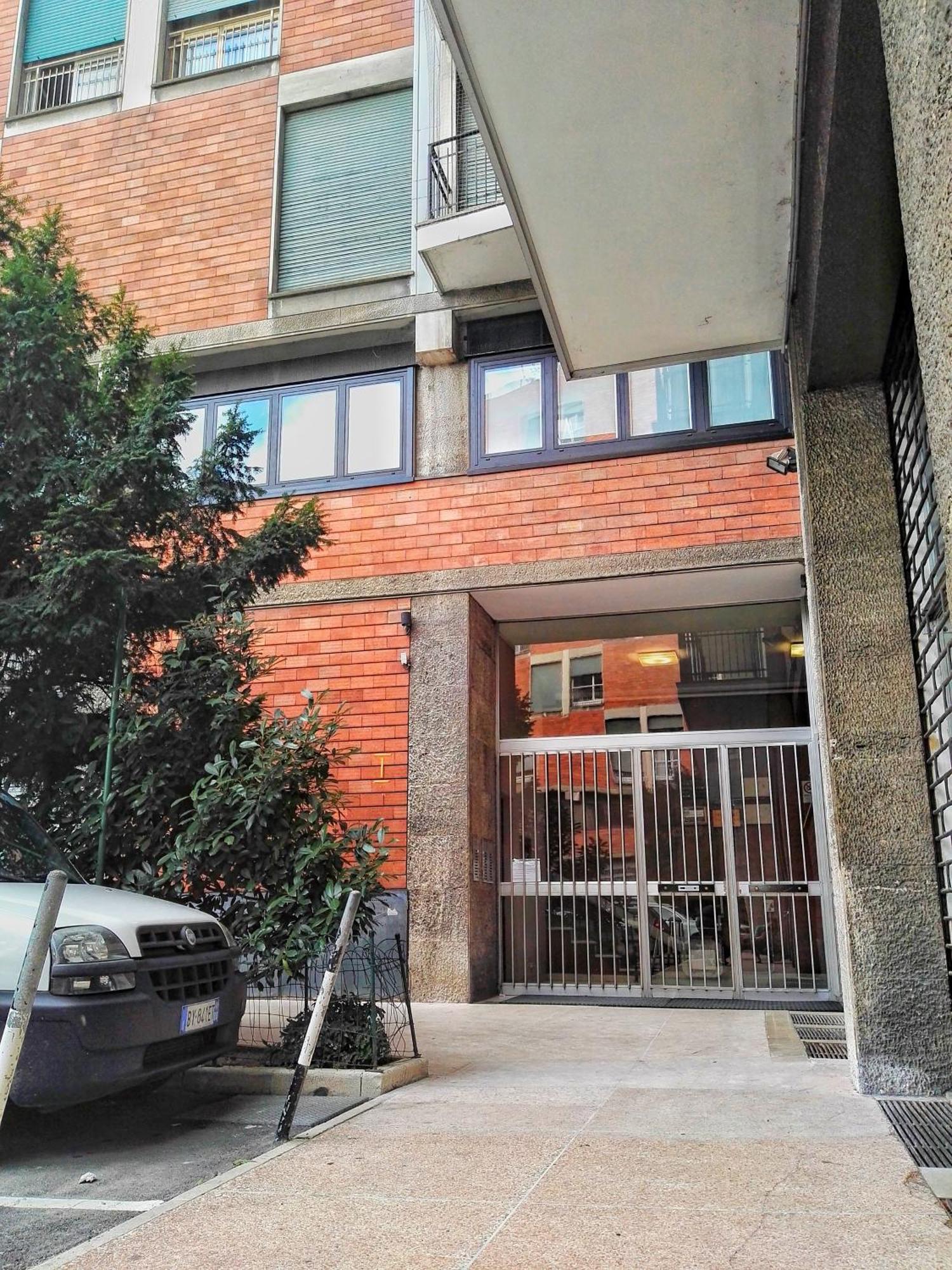 Central City Rooms M09 Apartment Bologna Esterno foto